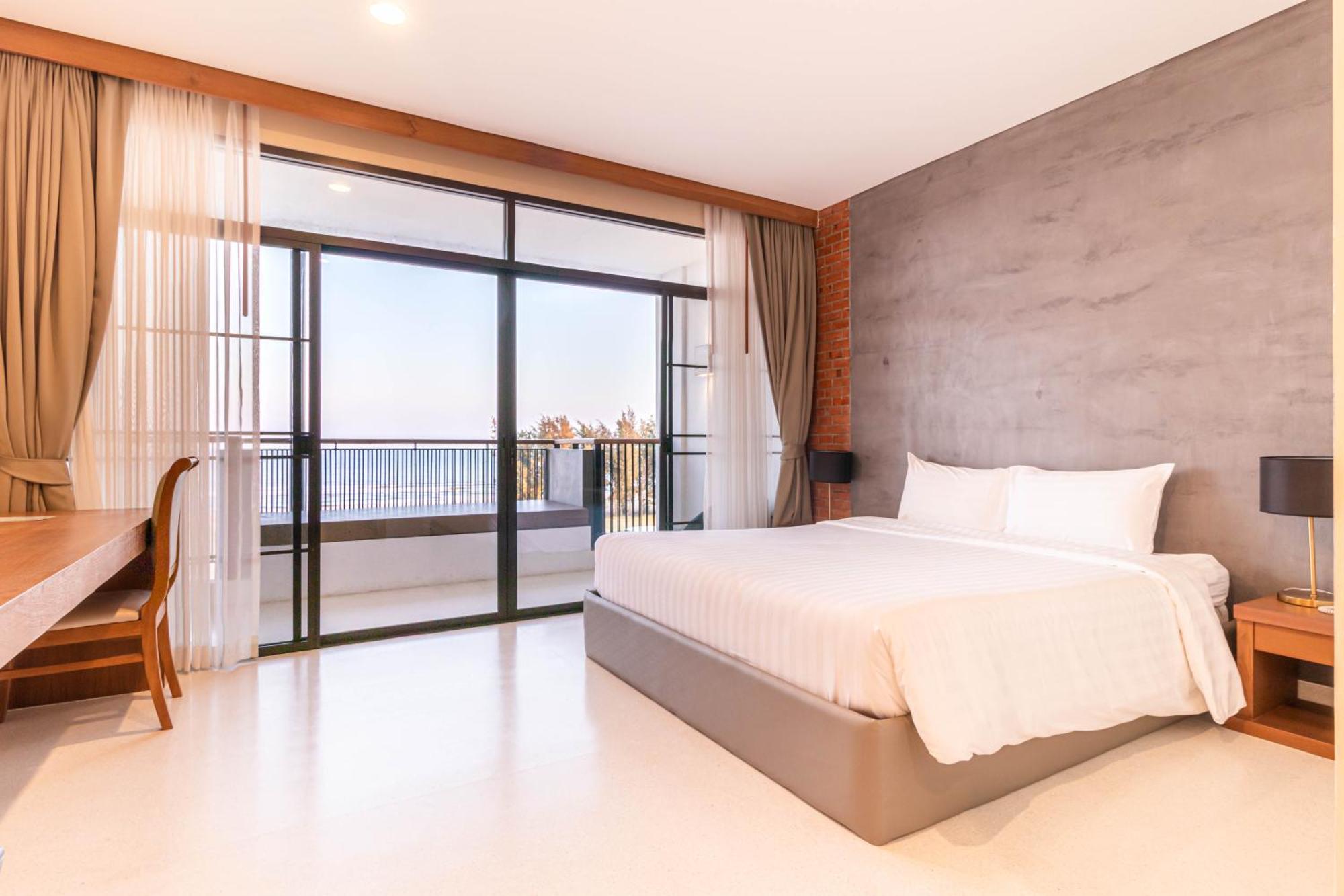 Отель Sea Sun Hua Hin By Jc Kevin &