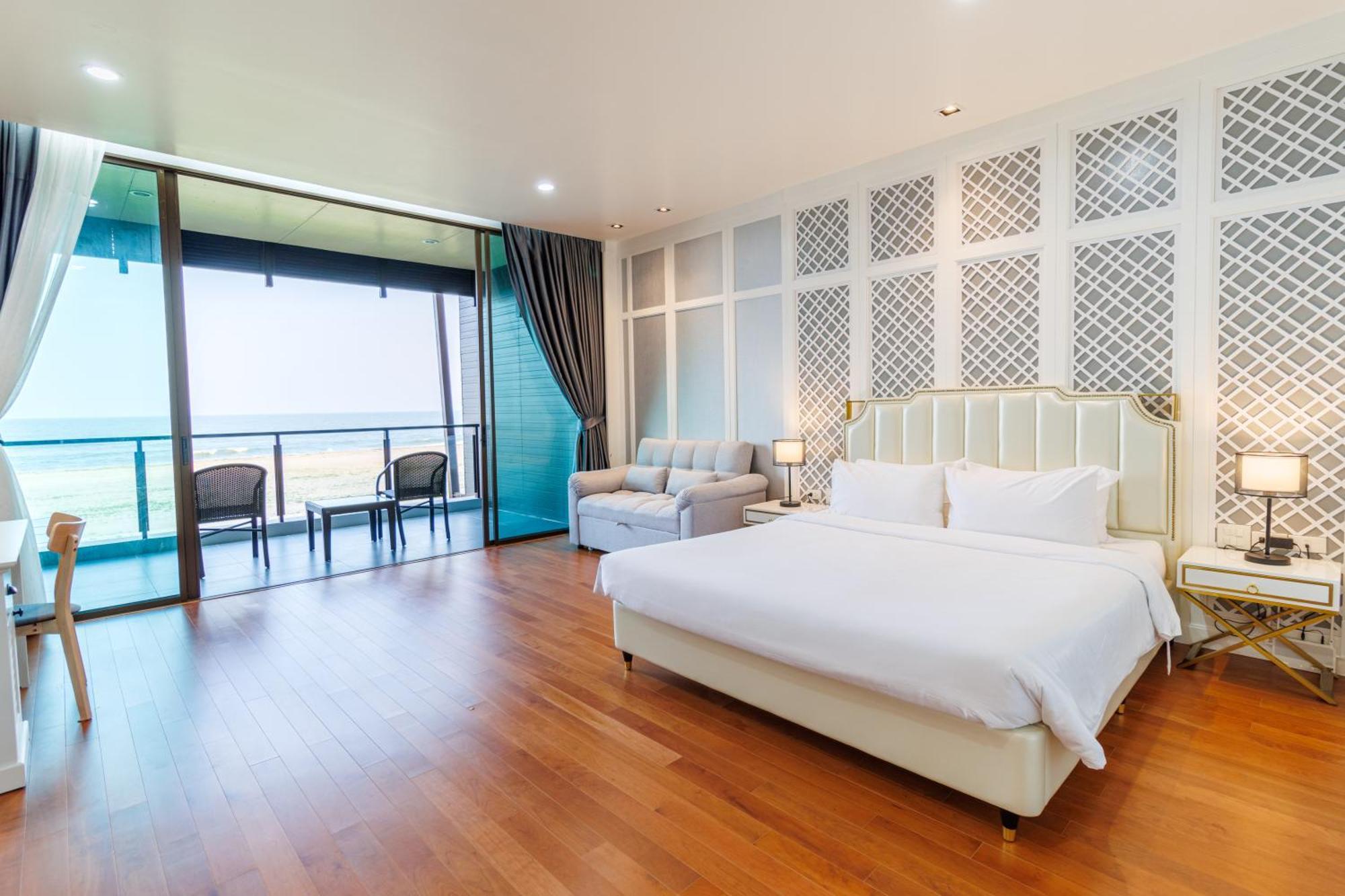 Отель Sea Sun Hua Hin By Jc Kevin &
